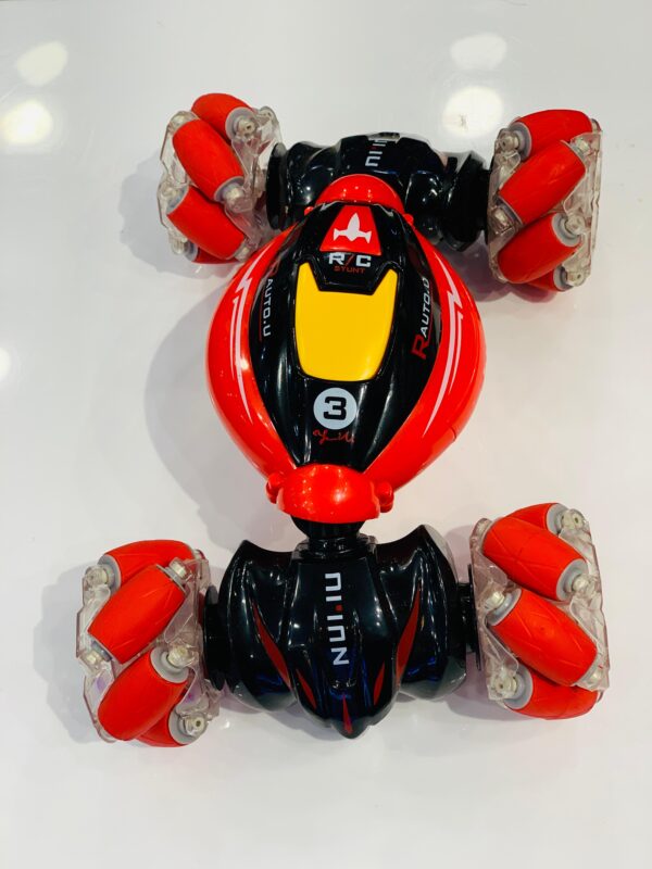 1:16 Remote & Watch Control Stunt Twist Car - Image 2