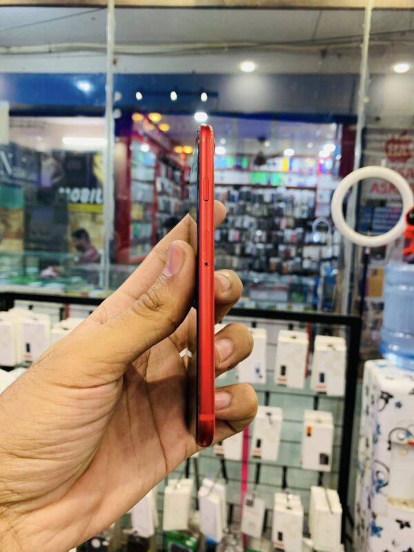 Apple iPhone SE (2020) 256GB PTA Approved - Image 2